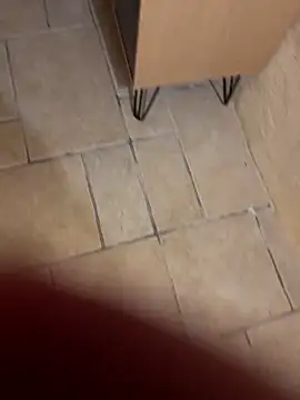 Leanaa Jolly online show from 10/22/25, 05:13