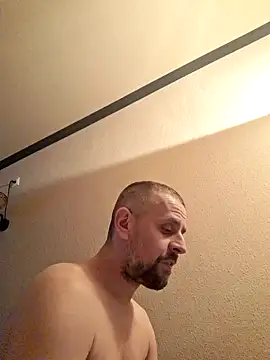 Huncutkuki online show from 12/27/24, 04:32