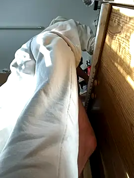 Huncutkuki online show from 10/19/25, 08:48