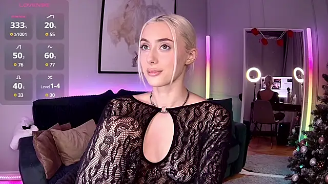 LoryWood online show from 12/27/24, 03:04