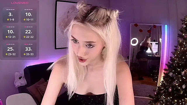 LoryWood online show from 01/16/25, 02:41