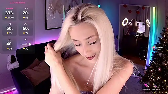 LoryWood online show from 01/17/25, 02:50