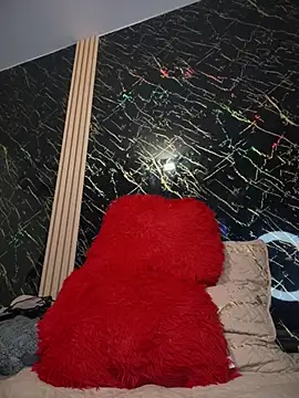 Snapshot of Alexandra_duque chatting on 02/06/25, 11:48 Alexandra duque online show from 02/06/25, 11:48