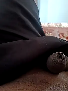 Snapshot of sat_1234 chatting on 12/16/24, 03:51 sat 1234 online show from 12/16/24, 03:51