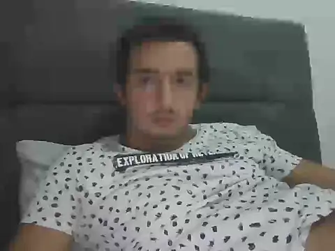 laynufff online show from 09/28/25, 08:47