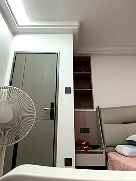 palzkybi123 online show from 09/14/25, 03:11