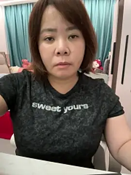 palzkybi123 online show from 04/05/26, 01:36