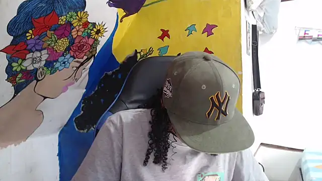 yohatinelly07 online show from 09/12/25, 09:04