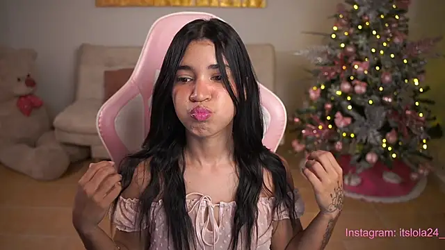 its lola24 online show from 12/17/24, 11:16