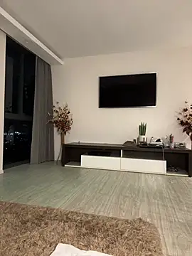 JuicyFruits93 online show from 02/26/25, 02:46