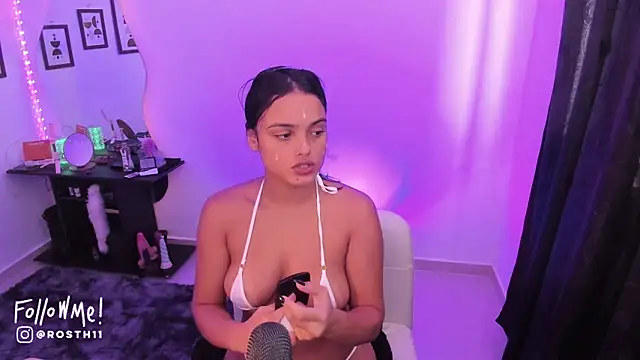 Snapshot of rossth1 chatting on 02/25/25, 07:36 rossth1 online show from 02/25/25, 07:36