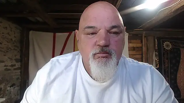 Newfiesausage1972 online show from 07/23/26, 11:41