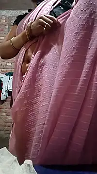 Snapshot of Simaran_bhabhi chatting on 02/02/25, 02:48 Simaran bhabhi online show from 02/02/25, 02:48