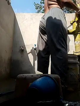 Snapshot of Simaran_bhabhi chatting on 03/15/25, 04:24 Simaran bhabhi online show from 03/15/25, 04:24