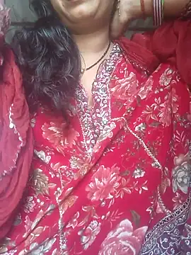 Snapshot of Simaran_bhabhi chatting on 10/21/25, 01:17 Simaran bhabhi online show from 10/21/25, 01:17