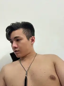 Adam XDZ online show from 04/16/26, 10:56