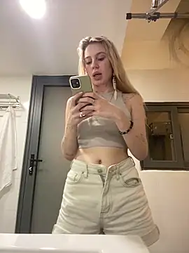 meanexx online show from 12/28/24, 05:25