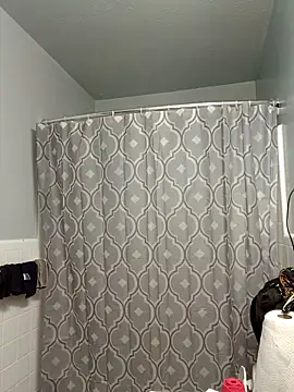 Snapshot of 1BeautyN1Beast chatting on 02/11/25, 02:24 1BeautyN1Beast online show from 02/11/25, 02:24