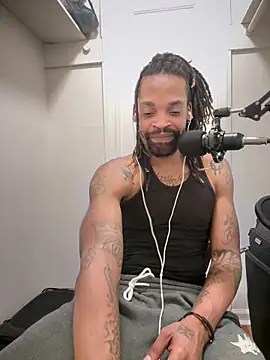 1BeautyN1Beast online show from 02/16/26, 08:49