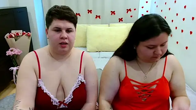 BeckyAndHellen online show from 10/28/25, 11:25