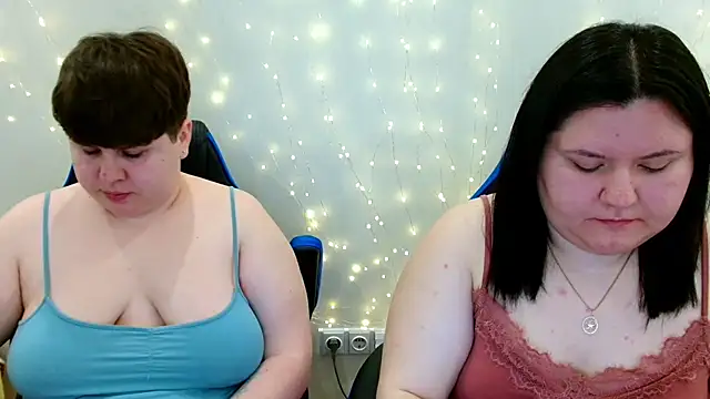BeckyAndHellen online show from 04/24/26, 09:45