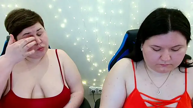 BeckyAndHellen online show from 05/05/26, 12:24