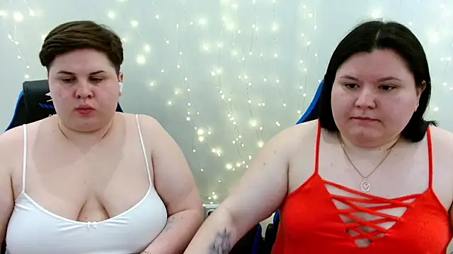 BeckyAndHellen online show from 05/15/26, 01:07