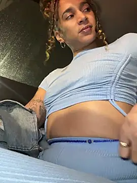 Shuggabutt online show from 12/22/24, 09:22