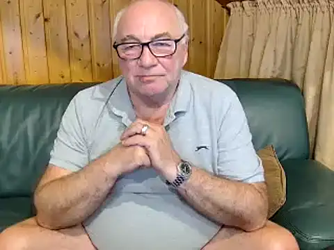 Snapshot of biggandybig chatting on 02/24/25, 11:09 biggandybig online show from 02/24/25, 11:09