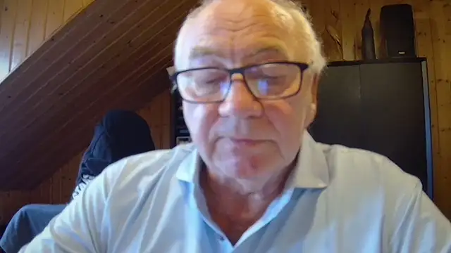 Snapshot of biggandybig chatting on 10/14/25, 02:51 biggandybig online show from 10/14/25, 02:51