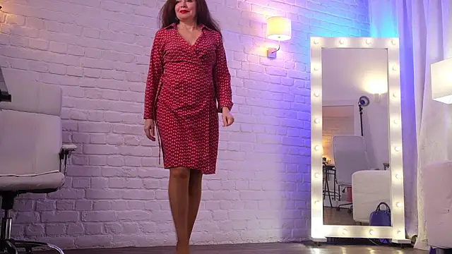 Nylon Legs online show from 03/22/26, 10:13