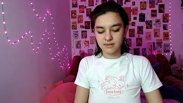 Snapshot of Celine_Dionn chatting on 12/14/24, 10:13 Celine Dionn online show from 12/14/24, 10:13