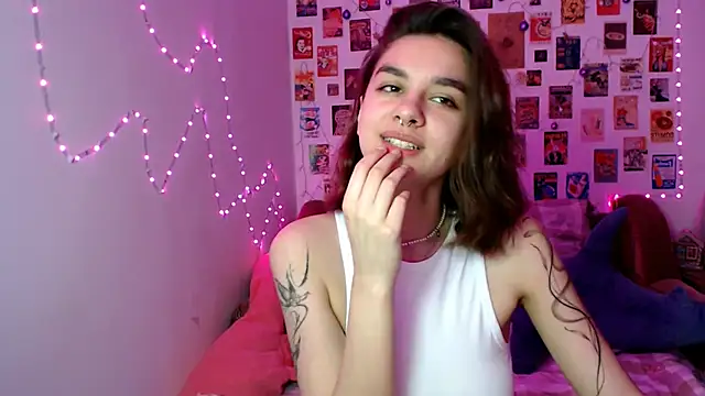 Snapshot of Celine_Dionn chatting on 01/25/25, 09:26 Celine Dionn online show from 01/25/25, 09:26