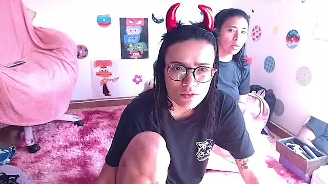 Yaumiko online show from 03/11/25, 02:51