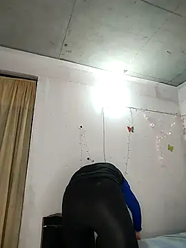 Yaumiko online show from 02/04/26, 12:33