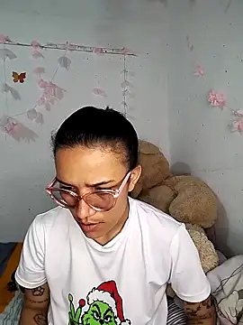 Yaumiko online show from 02/05/26, 11:26