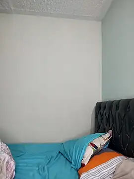 Yaumiko online show from 04/15/26, 02:02