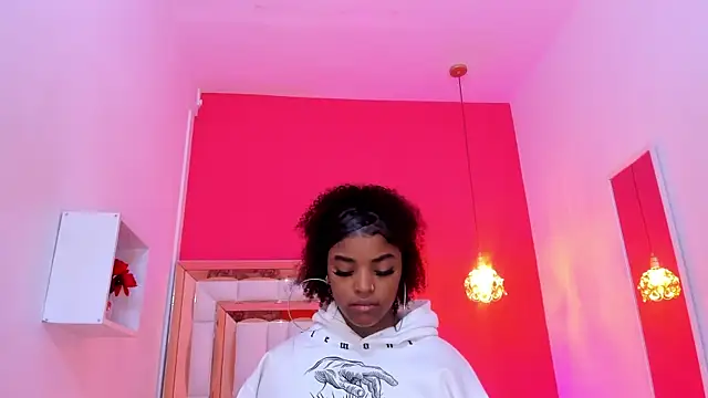 Snapshot of malu_horny_69 chatting on 05/05/26, 11:18 malu horny 69 online show from 05/05/26, 11:18