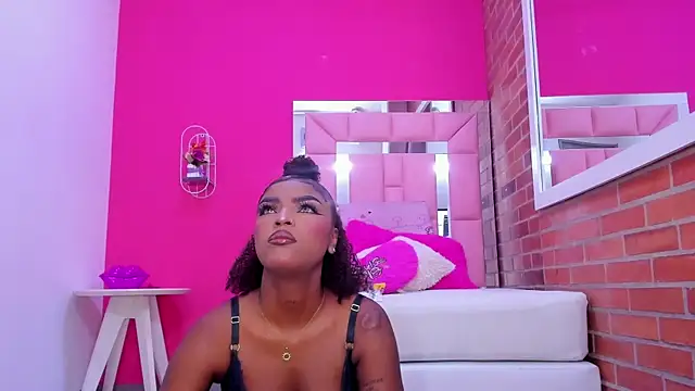 Snapshot of malu_horny_69 chatting on 05/27/26, 02:58 malu horny 69 online show from 05/27/26, 02:58