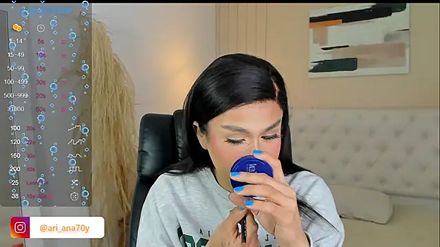 LOISE-XX online show from 11/14/25, 06:56