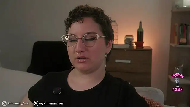 Snapshot of Ximenna_Cruz chatting on 11/08/25, 09:24 Ximenna Cruz online show from 11/08/25, 09:24