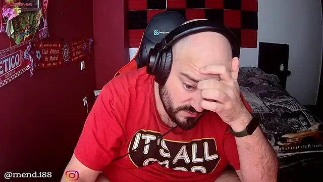 menditeta1 online show from 12/22/25, 09:01