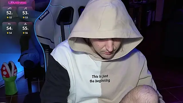 Snapshot of Gil_gamesh90 chatting on 10/06/25, 11:24 Gil gamesh90 online show from 10/06/25, 11:24