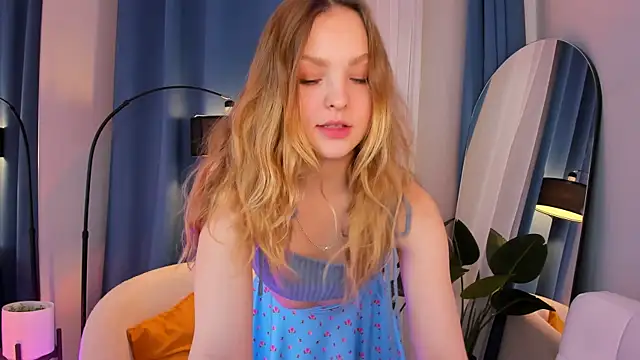 stay with alice online show from 10/01/25, 08:59