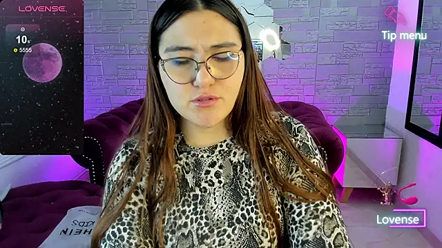 conniejames m online show from 11/30/25, 12:42