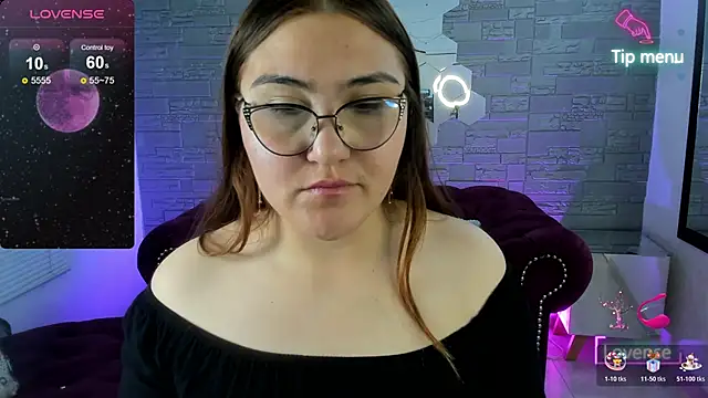 conniejames m online show from 12/15/25, 12:53