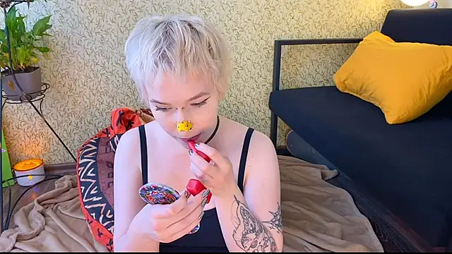 EmmyAmbros online show from 03/22/25, 08:40