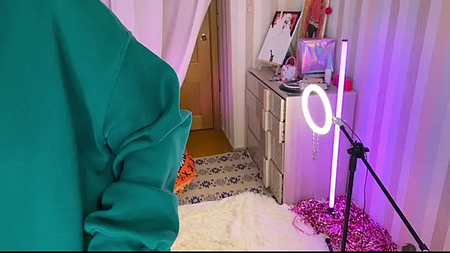 EmmyAmbros online show from 02/19/26, 07:21