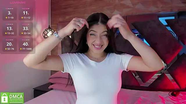 Venus velez  online show from 02/18/26, 12:01