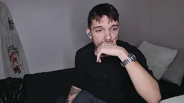 JackDesFeux online show from 02/23/25, 12:08